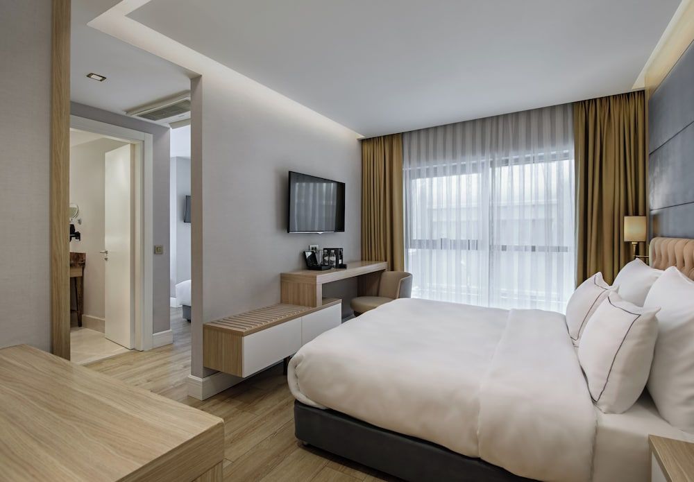 undefined Gleam Bomonti Hotel 3