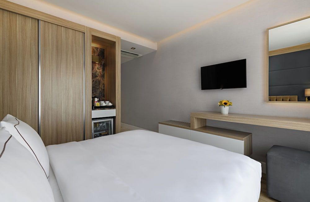 undefined Gleam Bomonti Hotel 7