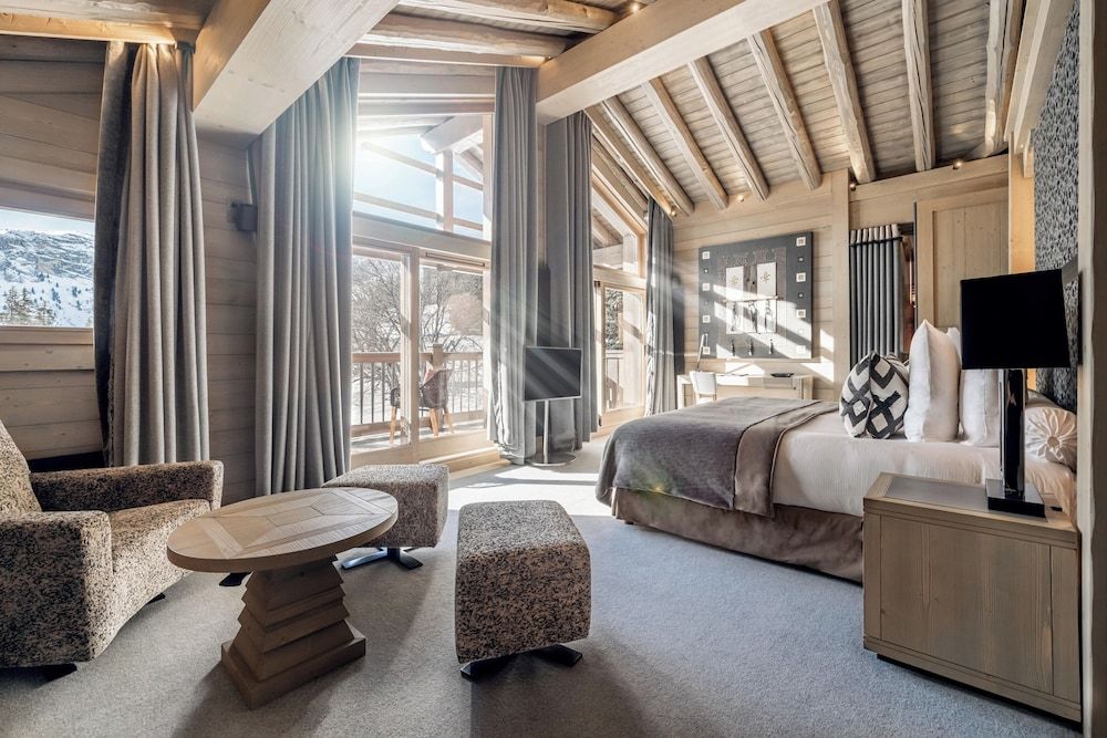 Suite (Altitude)
