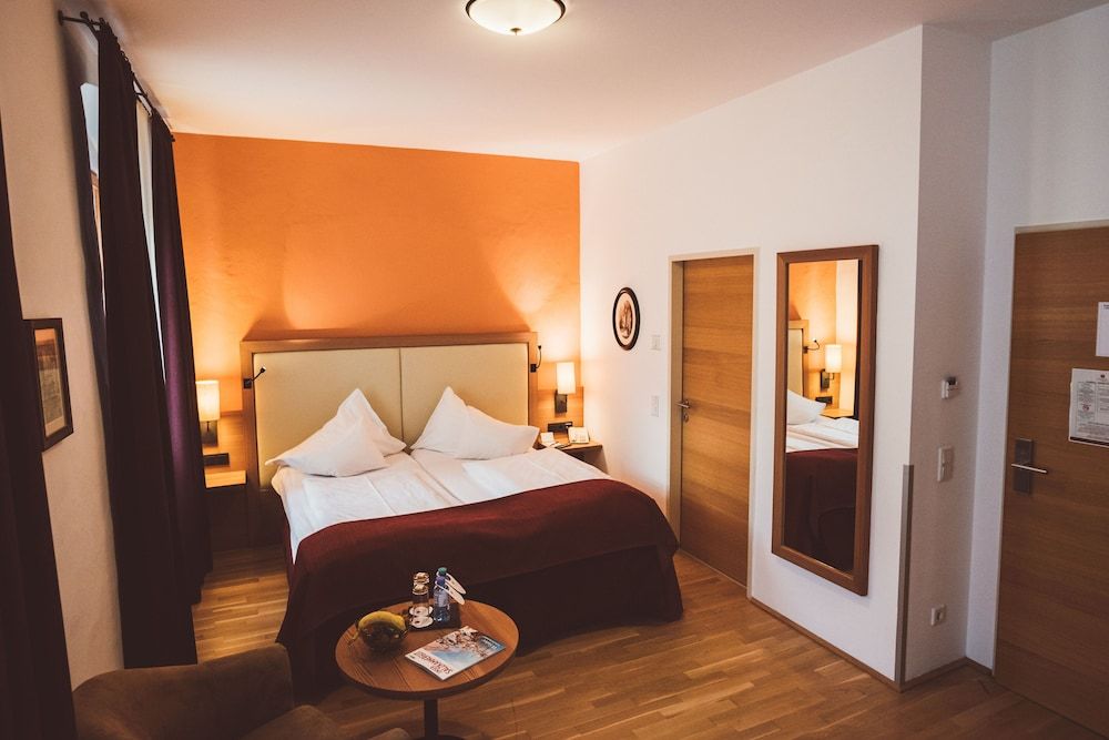 Heritage Hotel Hallstatt Standard Double Room (German Twin Beds)