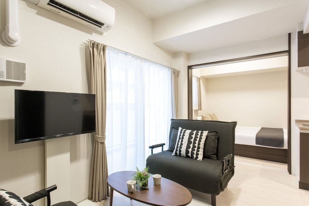 BON Condominium Umeda Superior Double Room 15