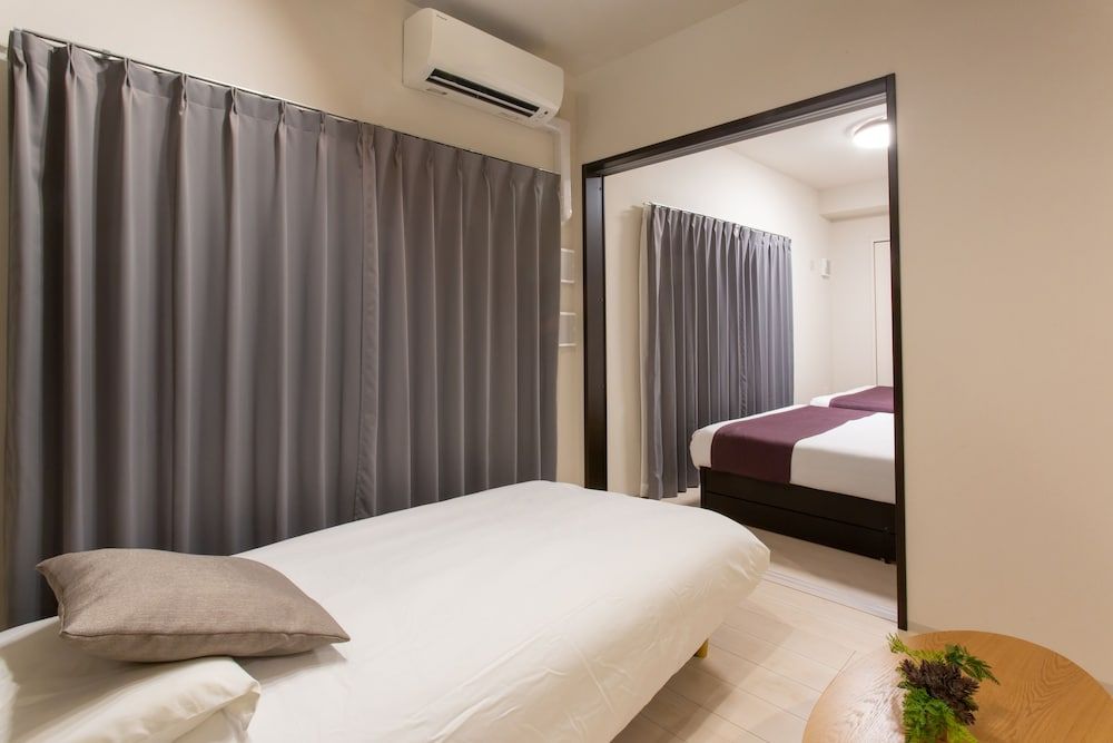 BON Condominium Umeda Deluxe Twin  Room Type B 3