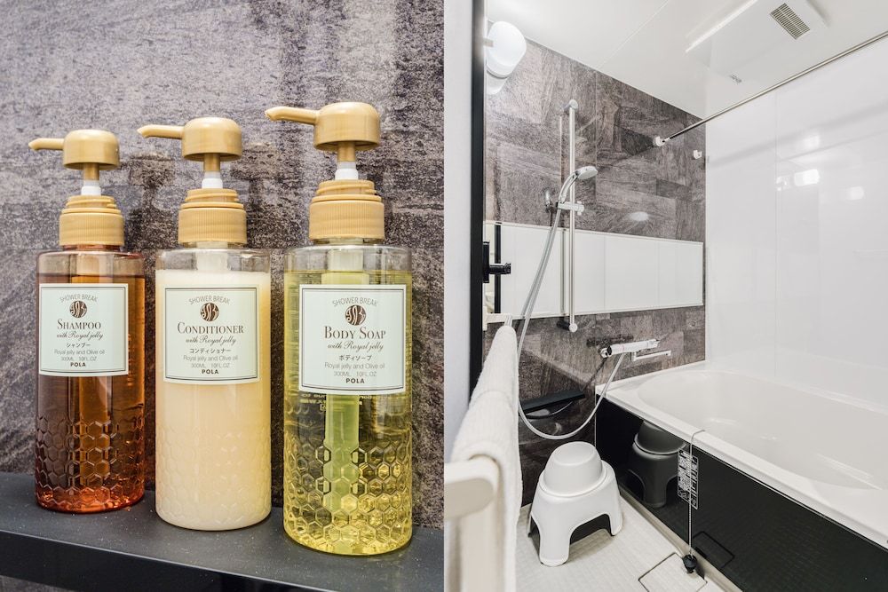 BON Condominium Umeda Deluxe Twin  Room Type B 9