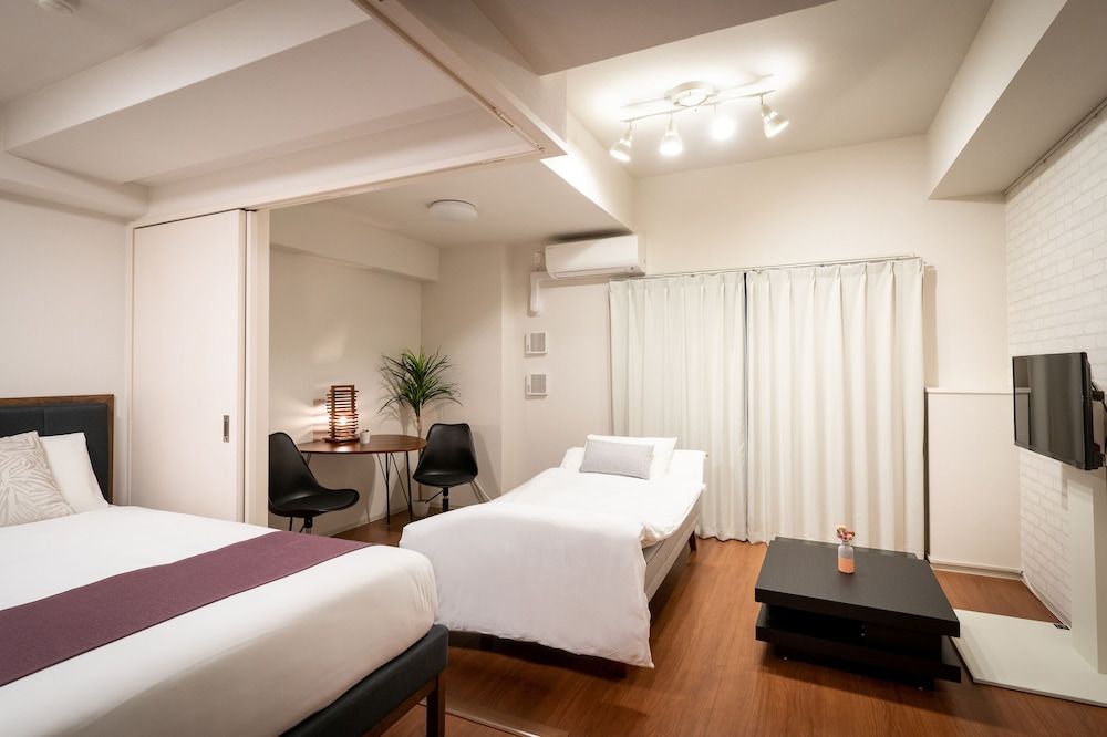 BON Condominium Umeda Premium Room 3