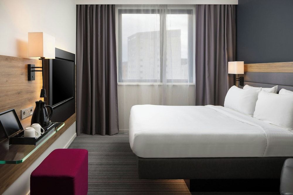 Moxy Glasgow Merchant City Room, 1 Queen Bed, Non Smoking 6