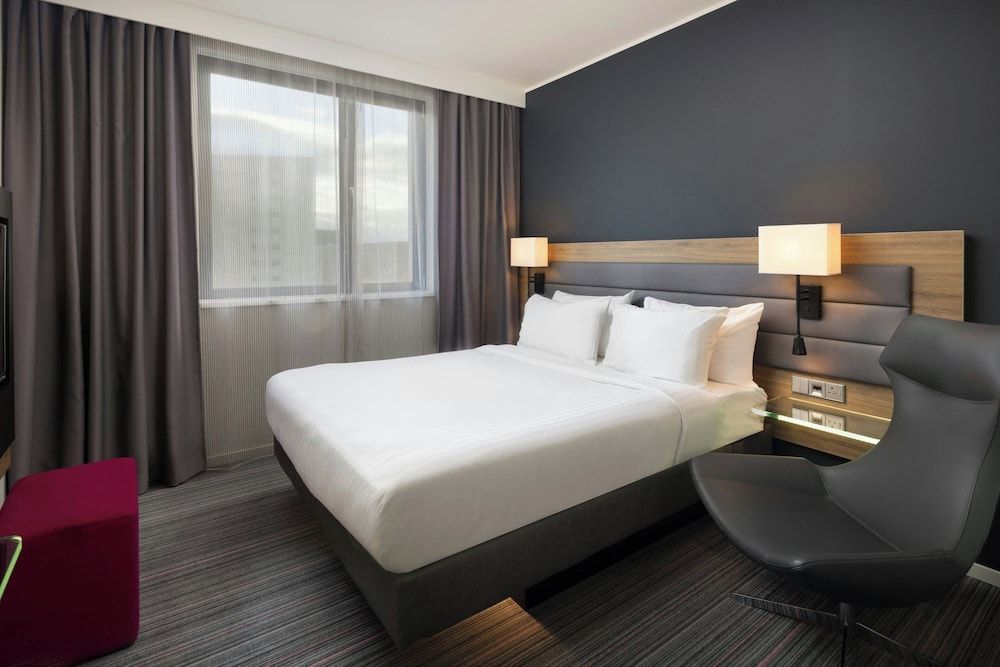 undefined Moxy Glasgow Merchant City 2