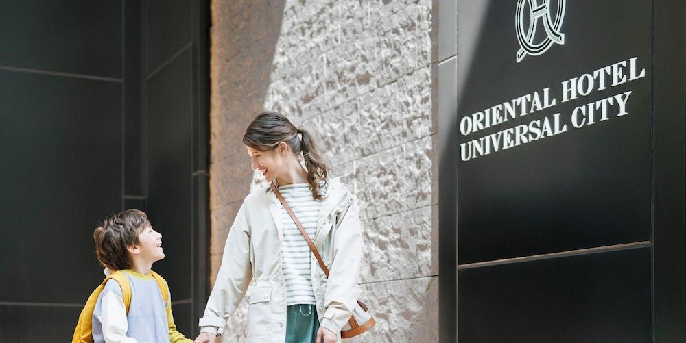 undefined Oriental Hotel Universal City 5