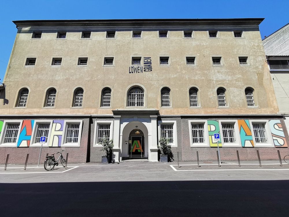 undefined Barabas - Hostel 3