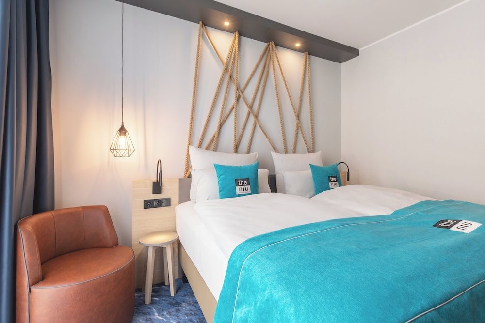 Holiday Inn - the niu, Yen Hamburg City by IHG Standard Room, 1 Queen Bed