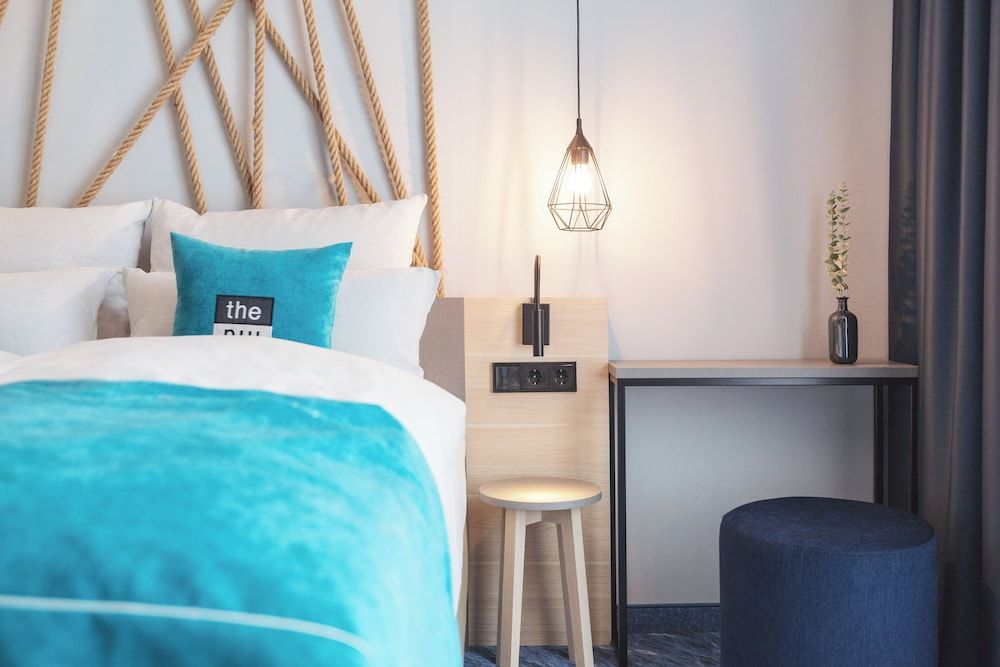 undefined Holiday Inn - the niu, Yen Hamburg City by IHG 2