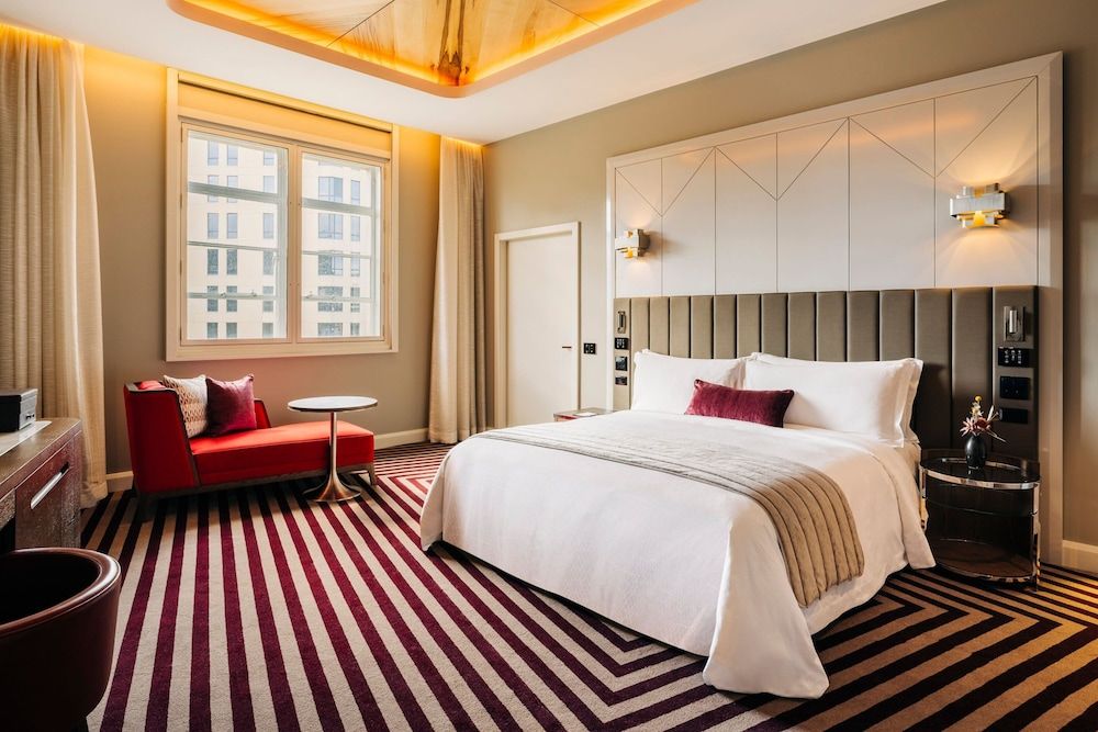 Room, 1 King Bed, Non Smoking (Accessible)