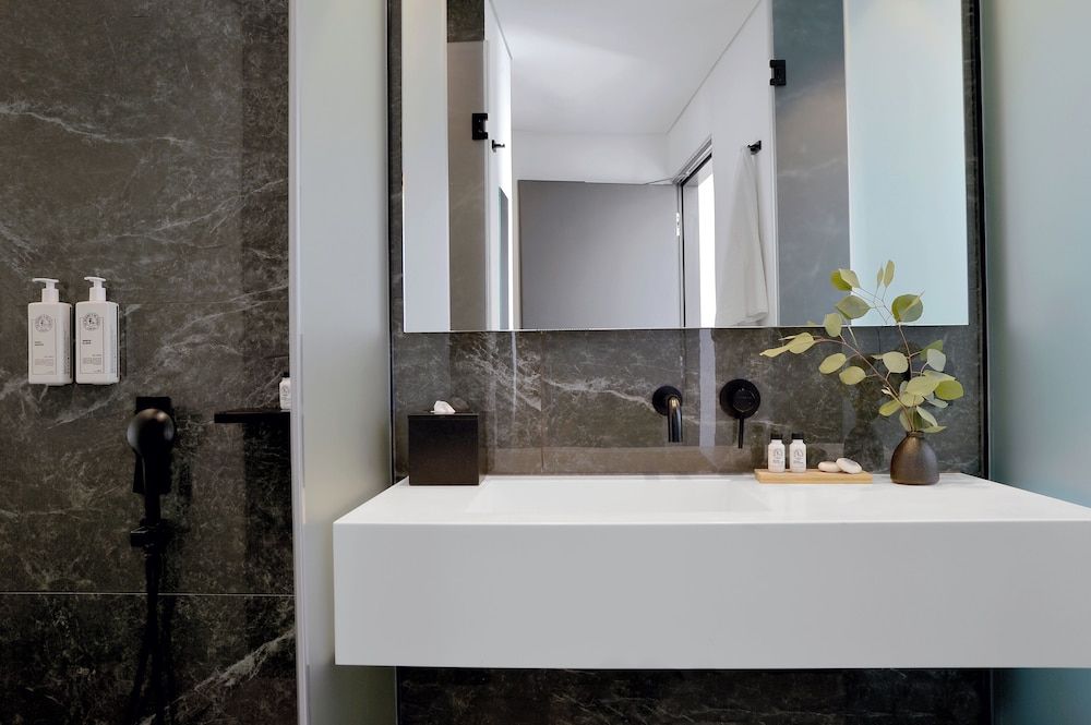 The Editor Hotel Athens Standard Room 5