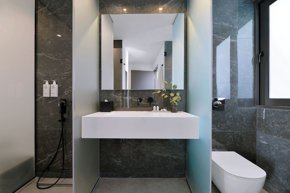 The Editor Hotel Athens Standard Room 4