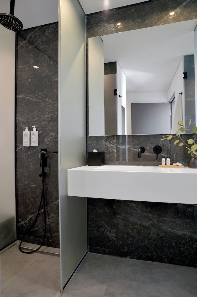 The Editor Hotel Athens Standard Room 6