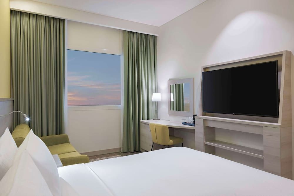 undefined Hampton by Hilton Doha Old Town 8