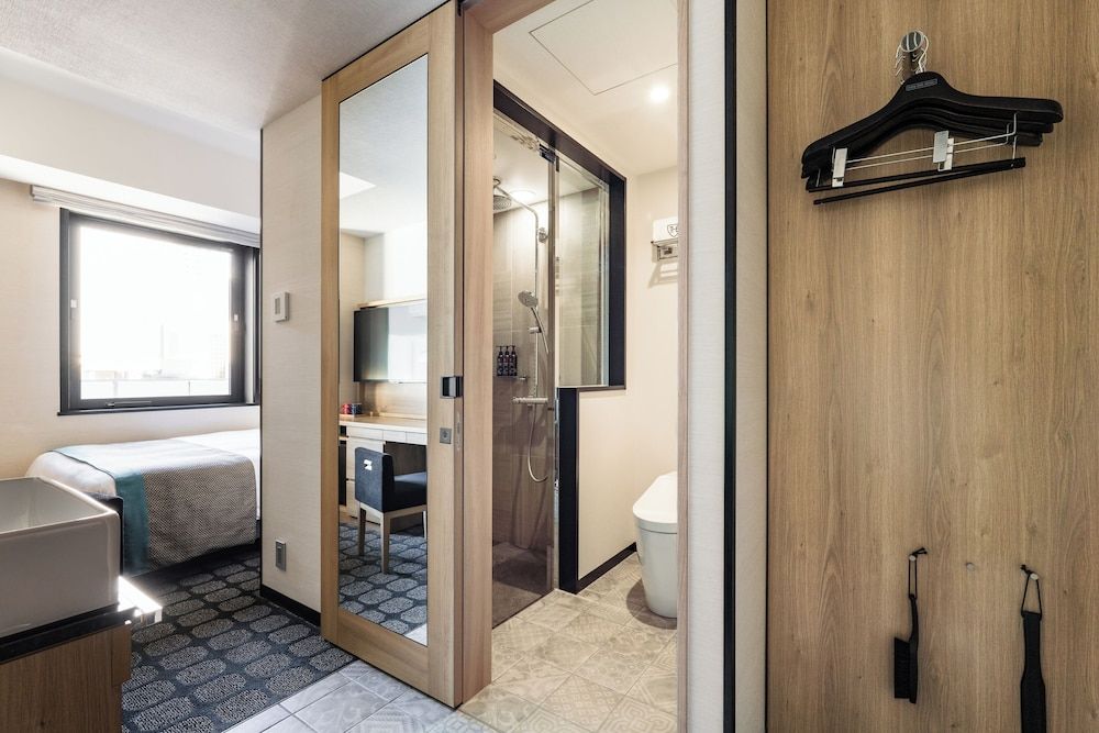 The Royal Park Canvas - Osaka Kitahama Comfort Double Room, Non Smoking, Shower Only 8