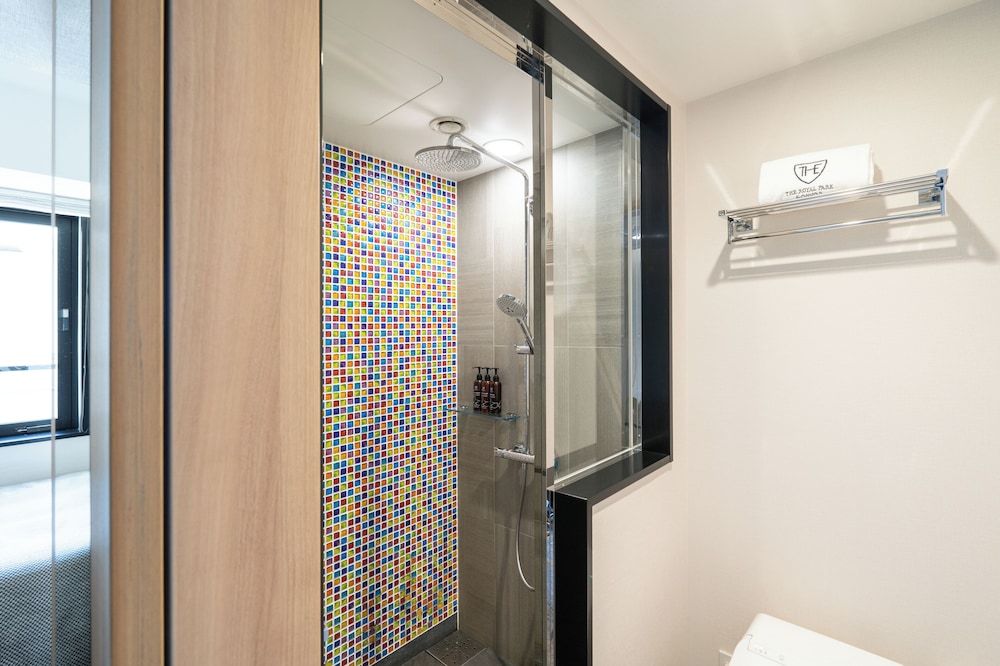 The Royal Park Canvas - Osaka Kitahama Comfort Double Room, Non Smoking, Shower Only 10