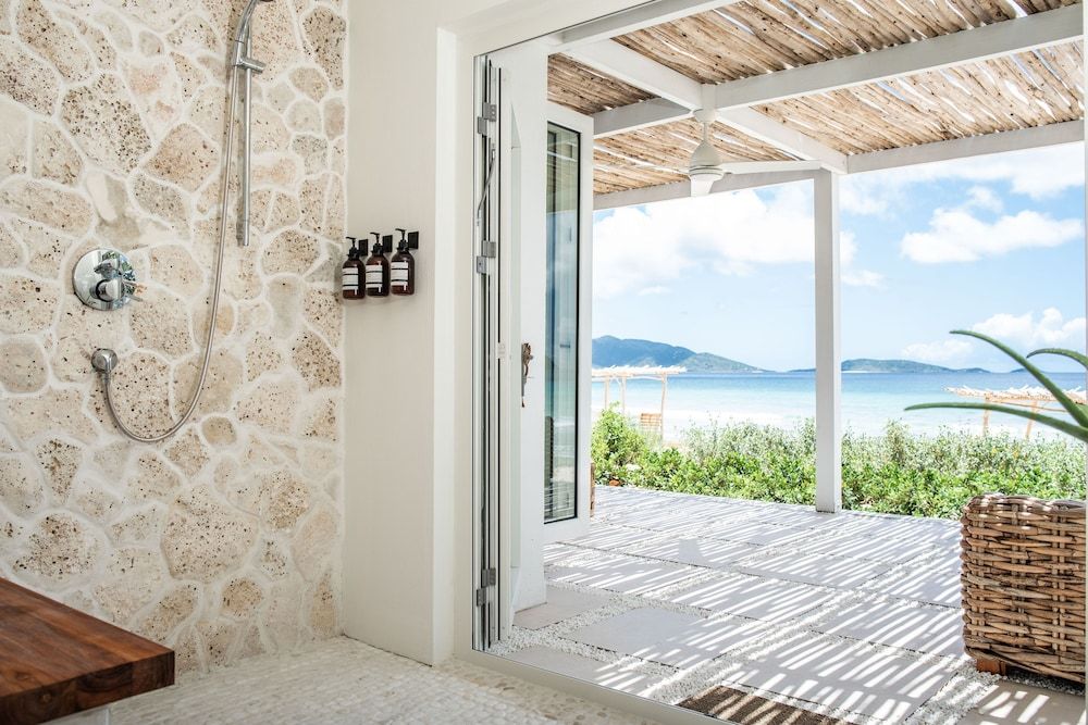 Long Bay Beach Resort Ground Floor Suite 5