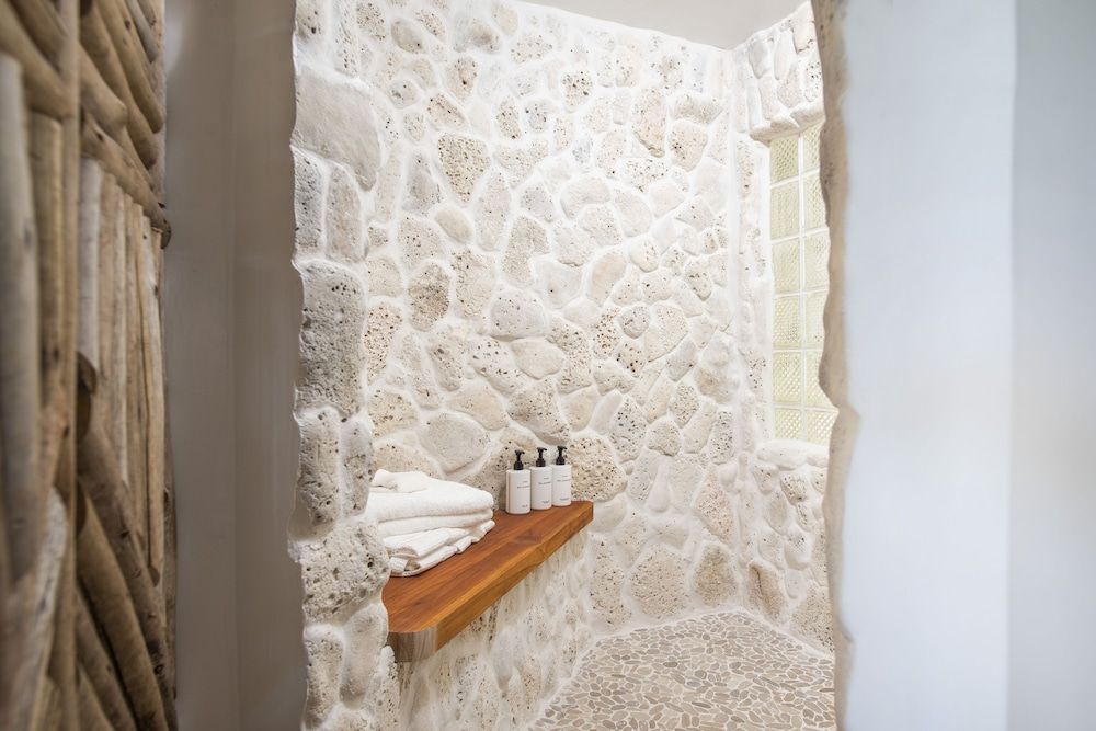 Long Bay Beach Resort Hillside Room 8