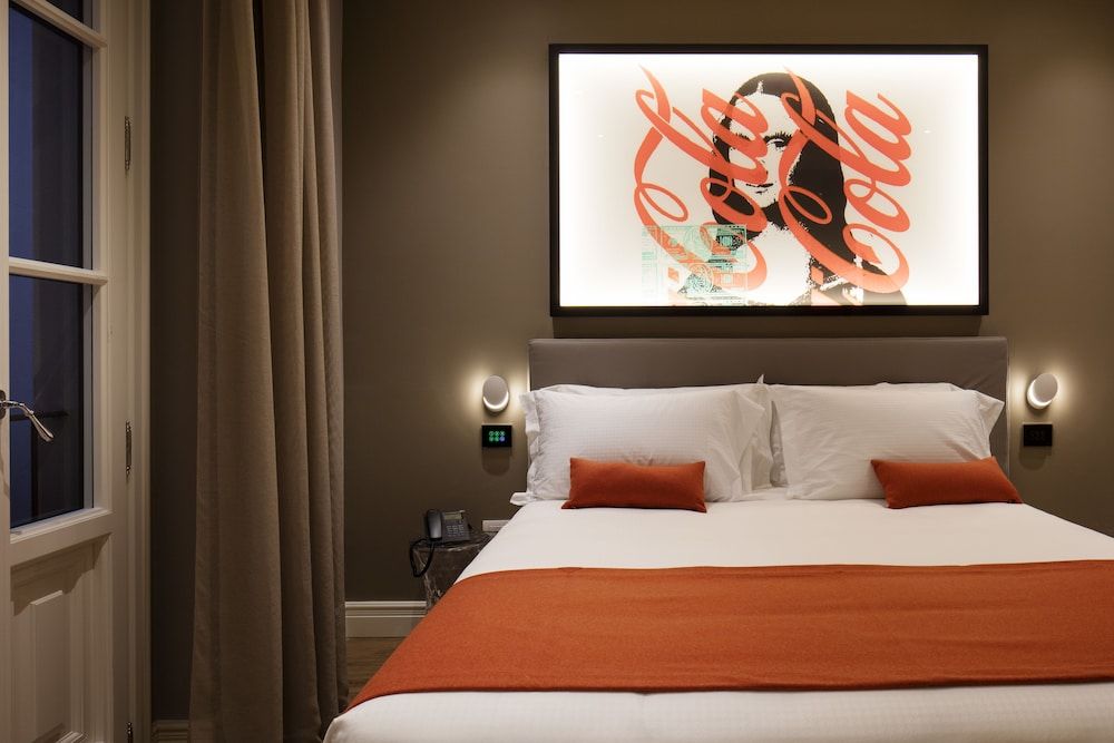 The FRAME Hotel Suite 2