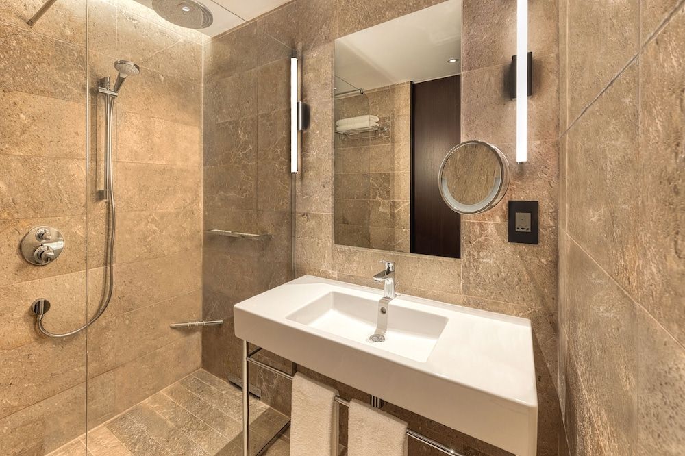 Tunis Marriott Hotel Deluxe Room, 2 Twin Beds, Non Smoking 3