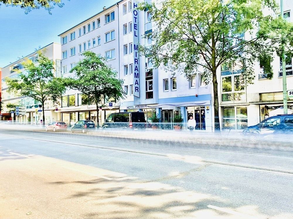 undefined Hotel Miramar am Römer 6