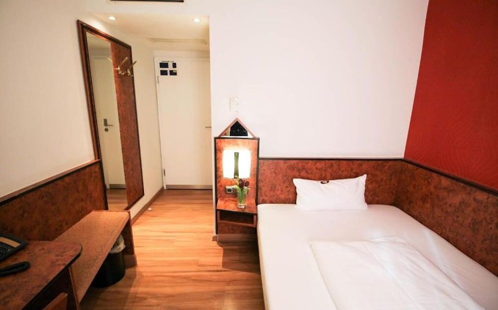 Hotel Miramar am Römer Double Room 4