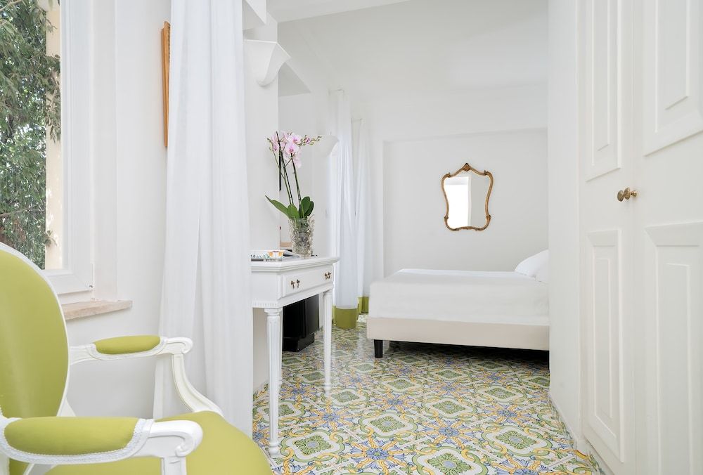 Sina Flora Capri Superior Double Room, 1 Double Bed 6