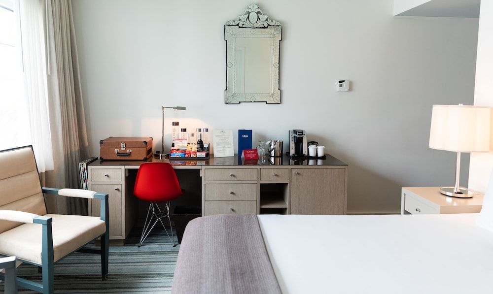 UMA House by Yurbban South Beach Standard Room, 1 King Bed, Accessible 5