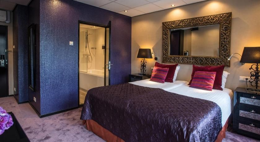 undefined Hotel Sebastian's 7
