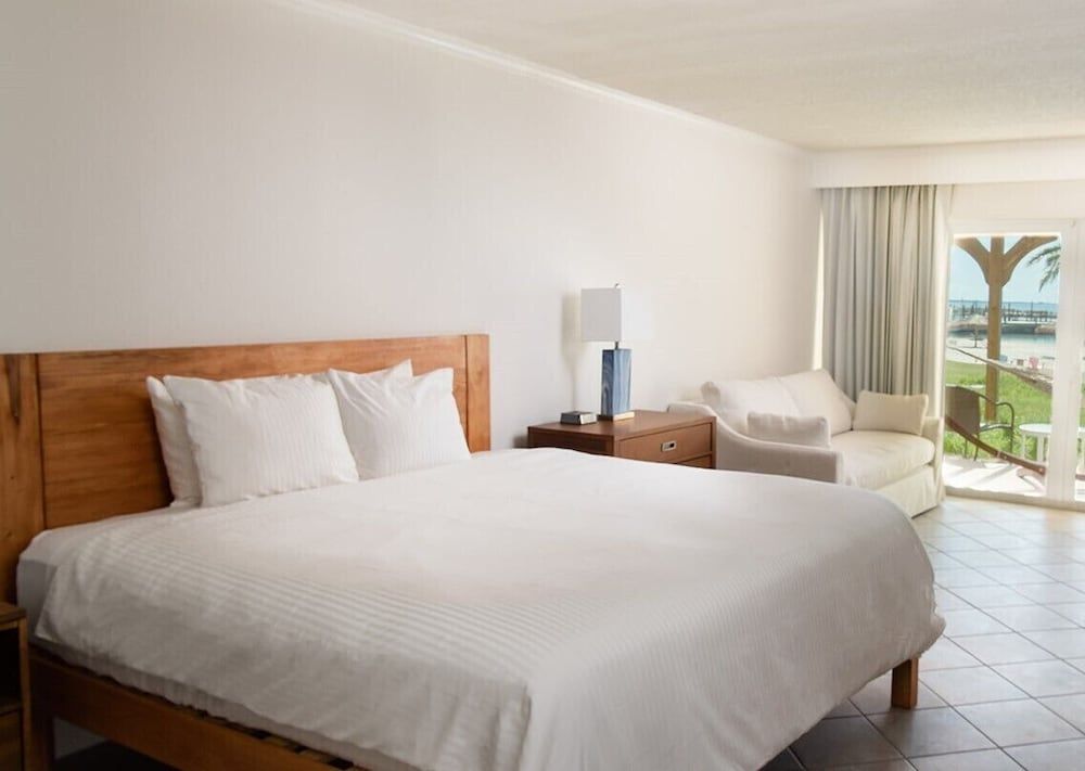 Room, 1 King Bed, Terrace, Beachfront