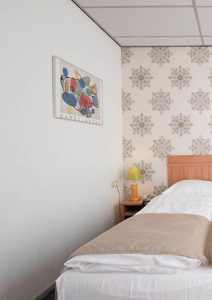 undefined Rho Hotel 9