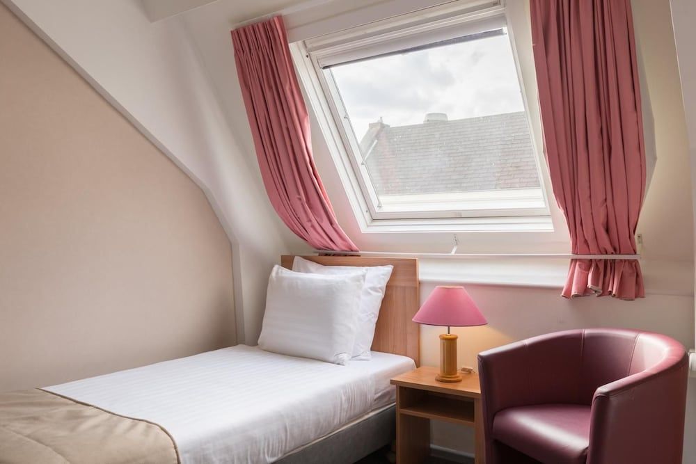 Rho Hotel Single Room, 1 Twin Bed 2