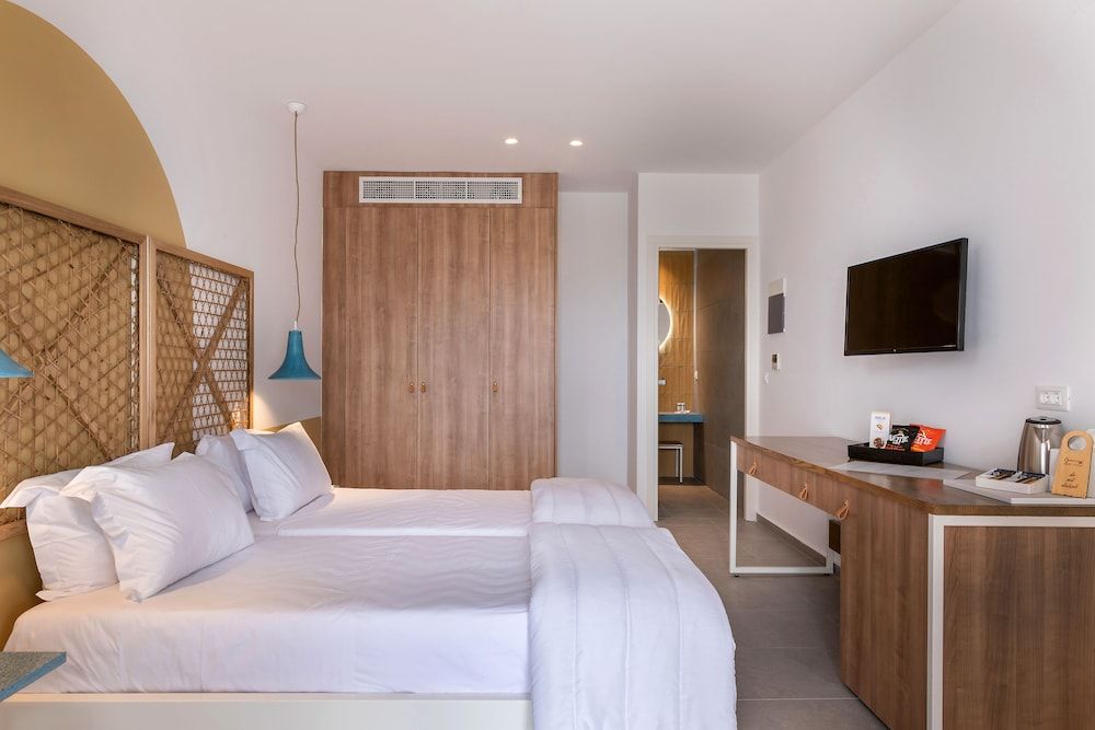 undefined Secret View Hotel 10