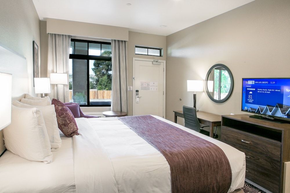 Hotel Siri Downtown - Paso Robles Room, 1 King Bed, Accessible, Non Smoking 4