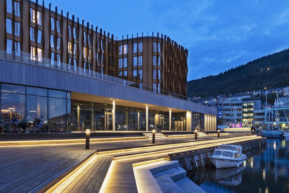 undefined Moxy Bergen 8