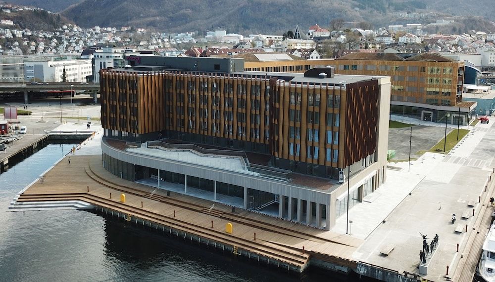 undefined Moxy Bergen 10