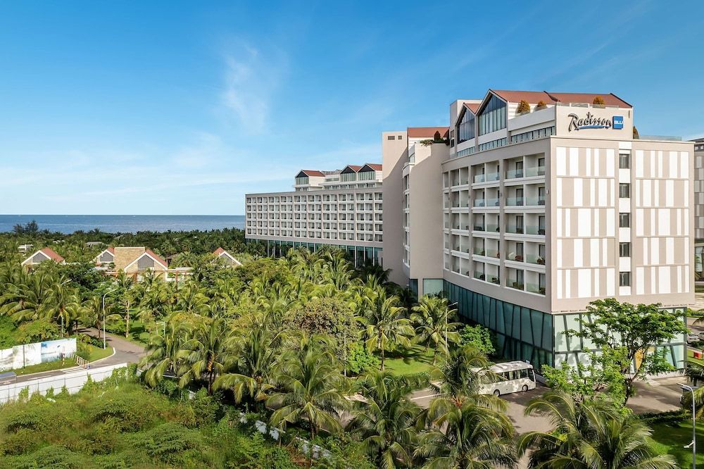 undefined Radisson Blu Resort Phu Quoc 2