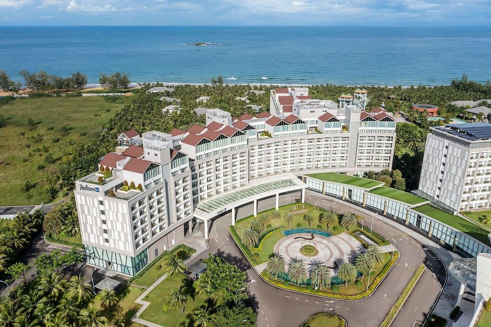 undefined Radisson Blu Resort Phu Quoc 3