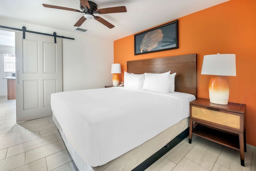 2 Bedroom Resort View with 2 King Beds