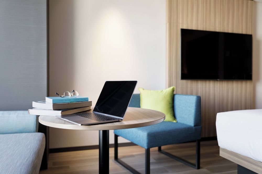 undefined Courtyard by Marriott Osaka Honmachi 10