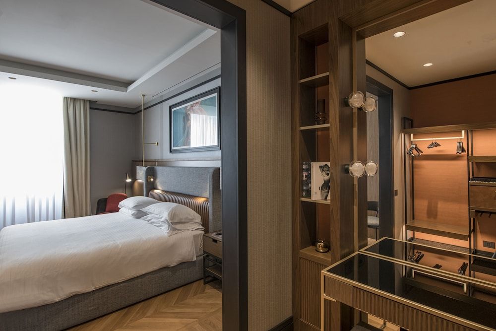 undefined Umiltà 36 10