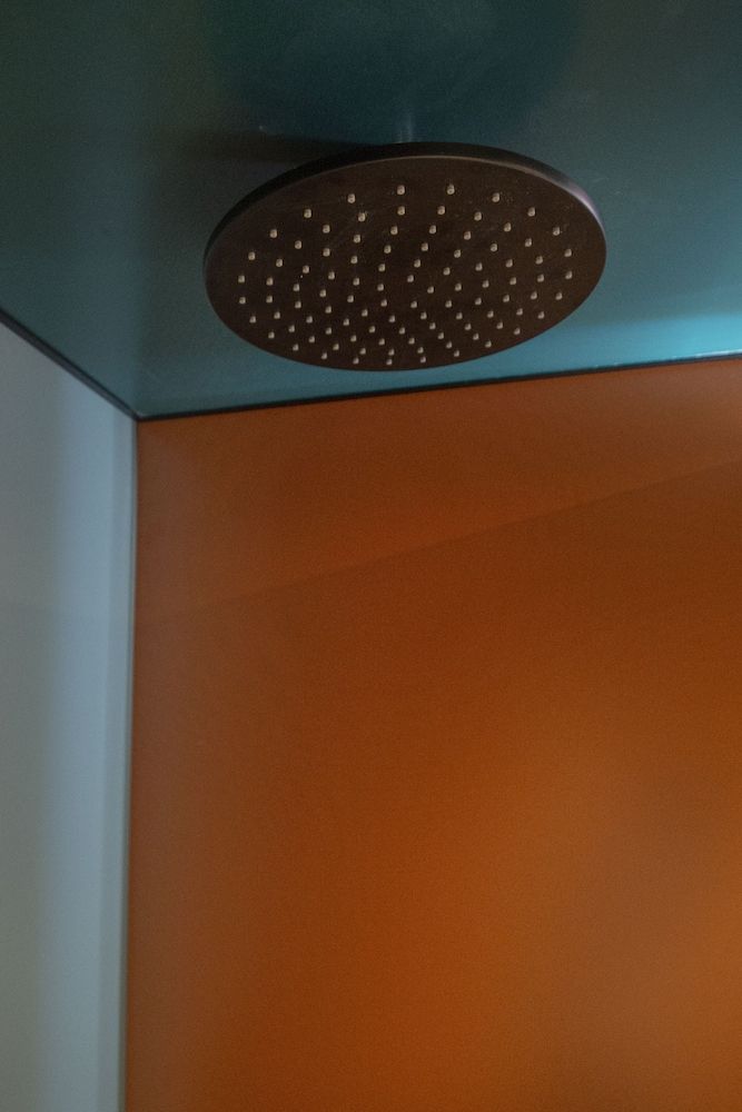 YOTEL Manchester Deansgate King Room (No Window) 11