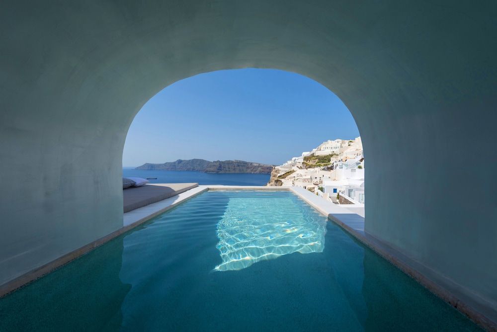undefined Echoes Luxury Suites 3