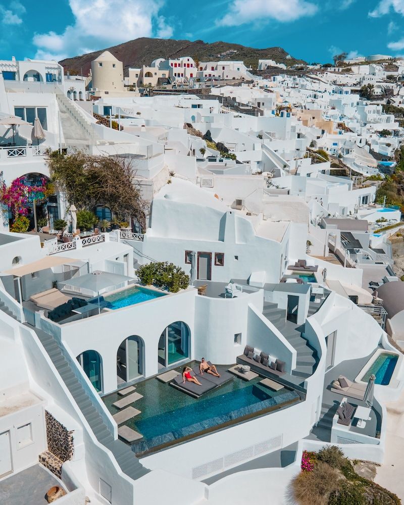 undefined Echoes Luxury Suites 6