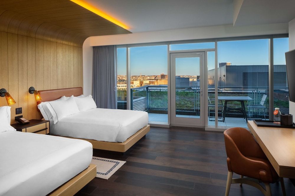 Room, 2 Queen Beds, Accessible, Bathtub (Mobility)