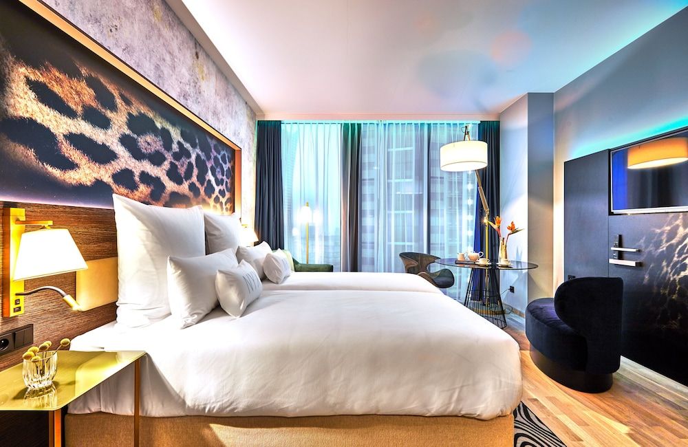 NYX Hotel Warsaw by Leonardo Hotels Comfort Room (Down To Earth) 6