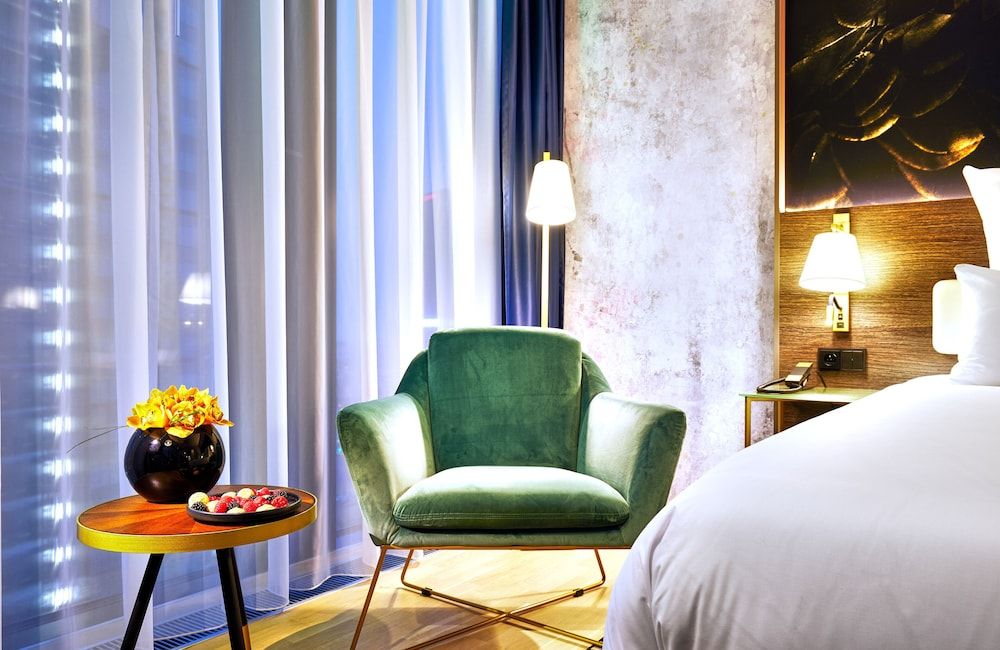 NYX Hotel Warsaw by Leonardo Hotels Comfort Room (Down To Earth) 18