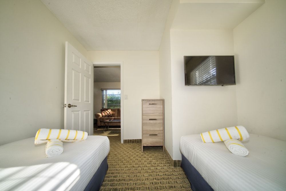 Club Lux Resort By the Beach Deluxe Apartment, 2 Bedrooms