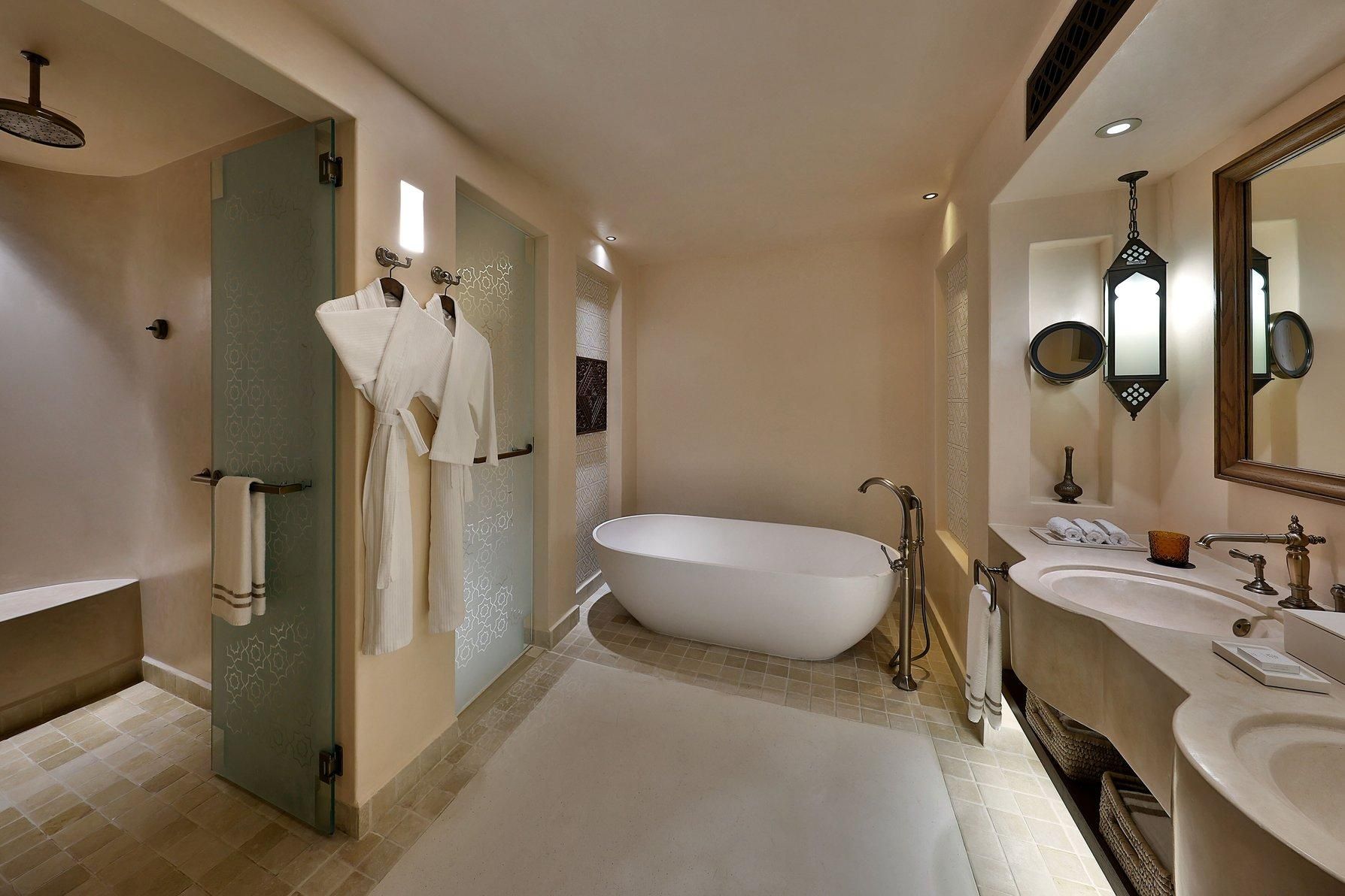 Two Bedroom Suite Jacuzzi, 2 Bedroom Suite, Bedroom 1: 1 King, Bedroom 2: 1 King, Whirlpool